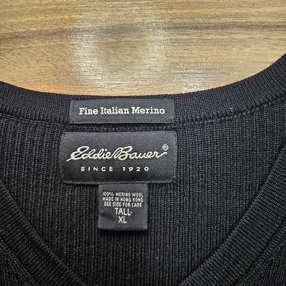Eddie Bauer Sweater Vest Men’s Size XL Tall Black V-Neck Italian Merino Wool - Picture 3 of 8